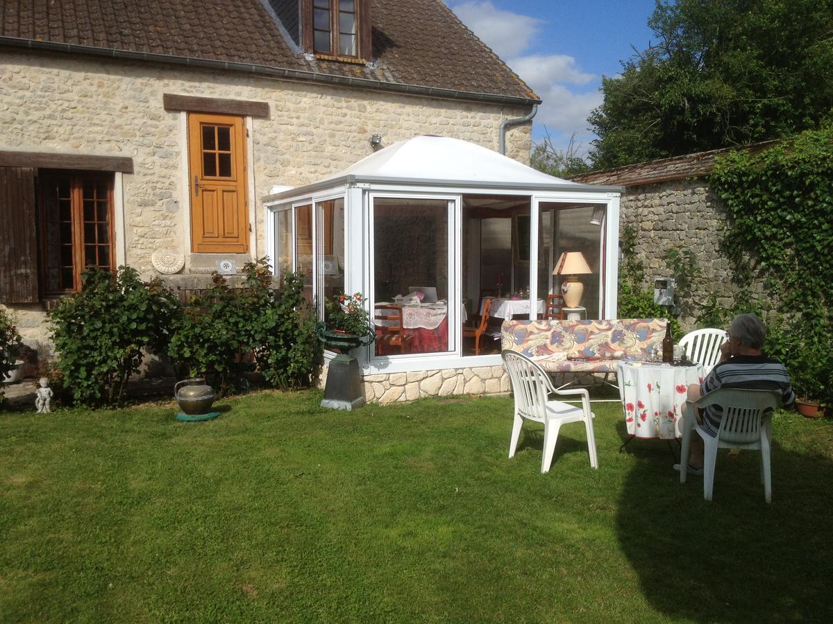 Residence La Beauceronne Ouarville Buitenkant foto